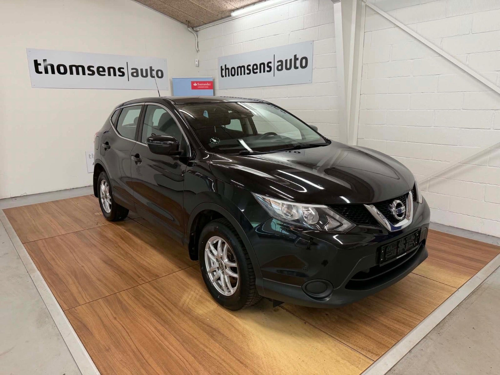 Sort Nissan Qashqai fra 2017