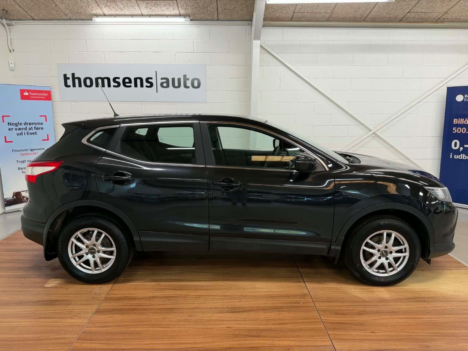 Sort Nissan Qashqai fra 2017
