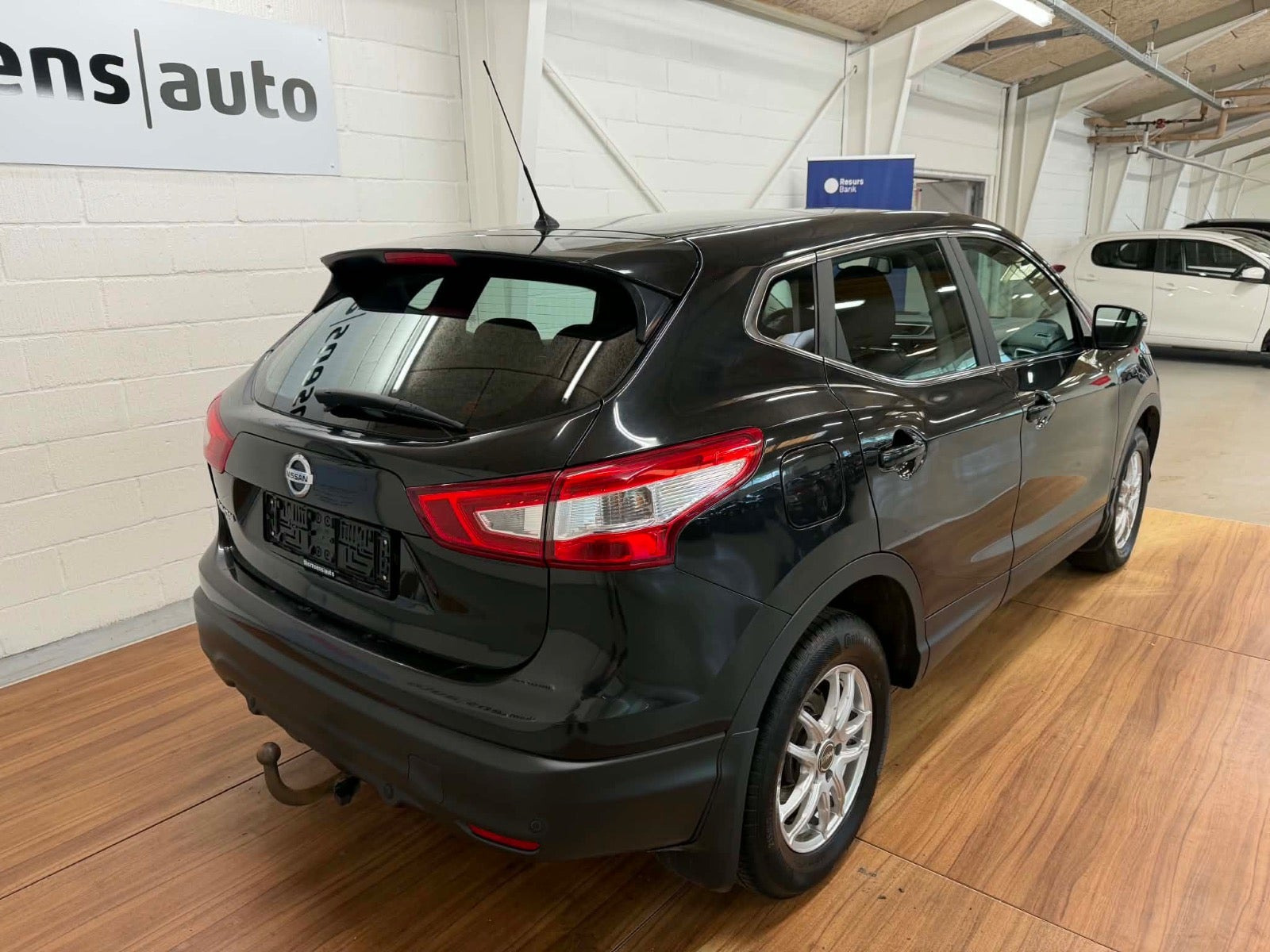 Sort Nissan Qashqai fra 2017