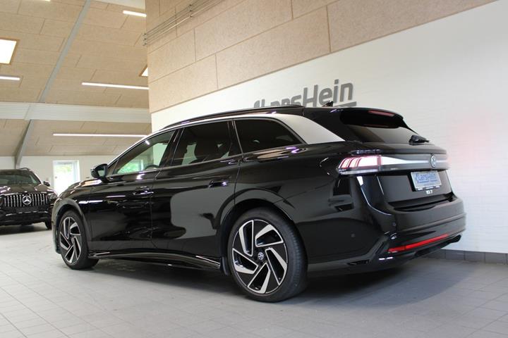Sort VW ID.7 fra 2025