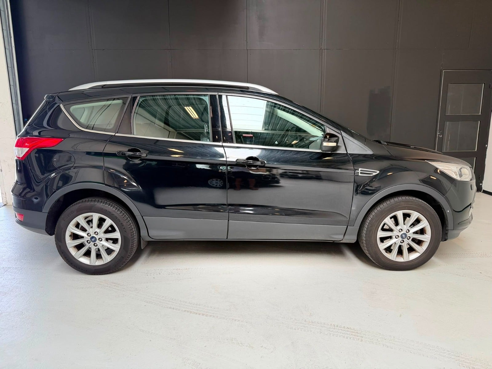 undefined Ford Kuga fra 2015