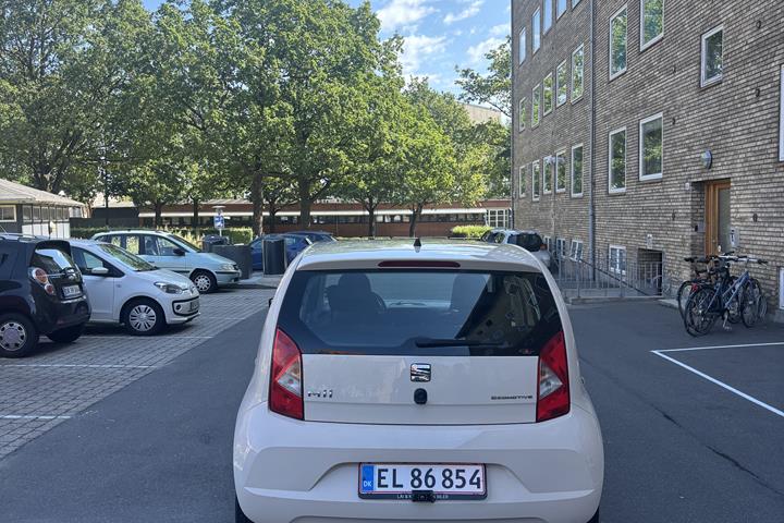 Beige Seat Mii fra 2015