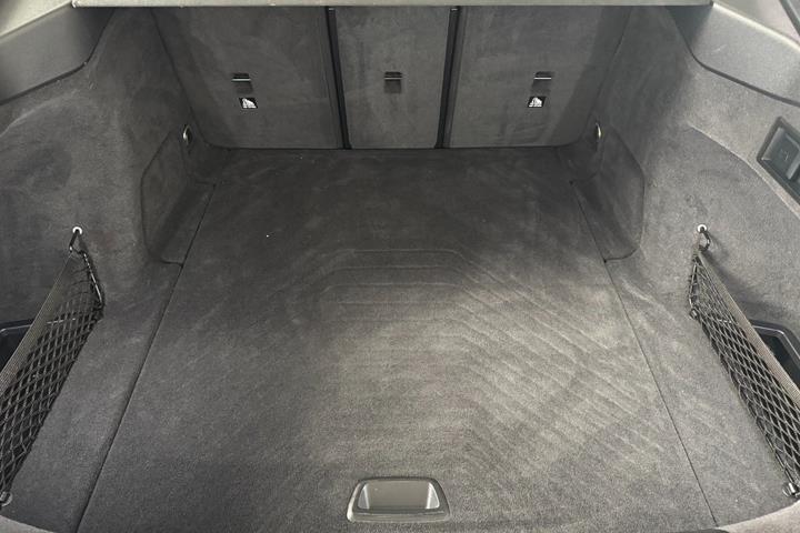 Sort BMW i4 fra 2023