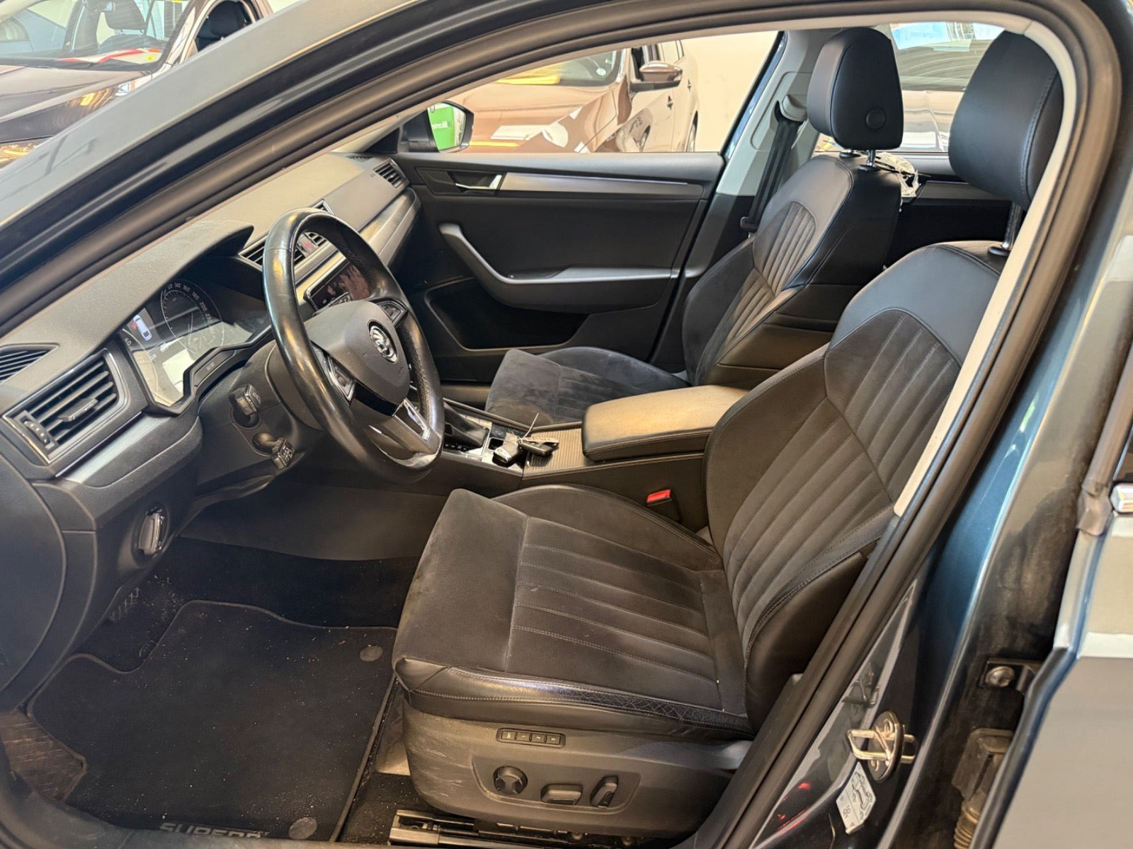 undefined Skoda Superb fra 2018