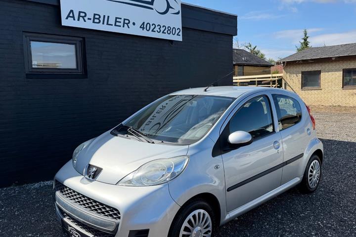 undefined Peugeot 107 fra 2010