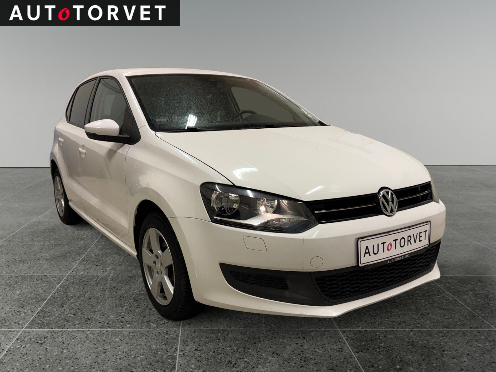 Hvid VW Polo fra 2013