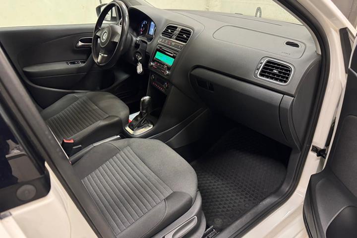 Hvid VW Polo fra 2013