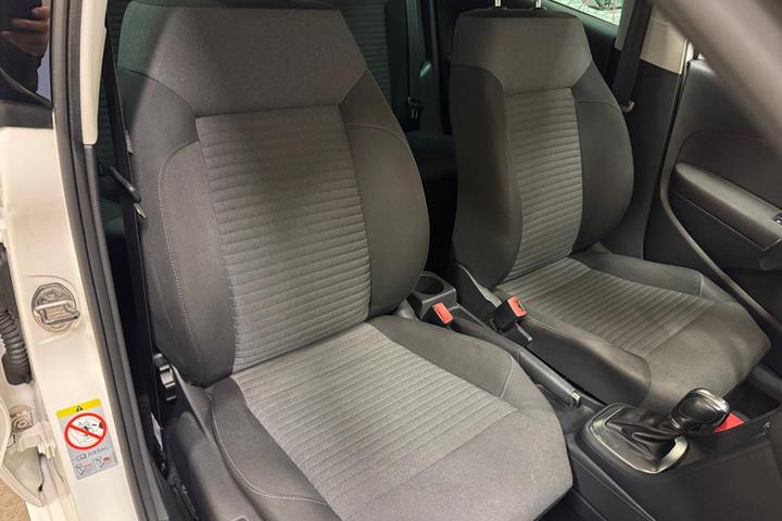 Hvid VW Polo fra 2013