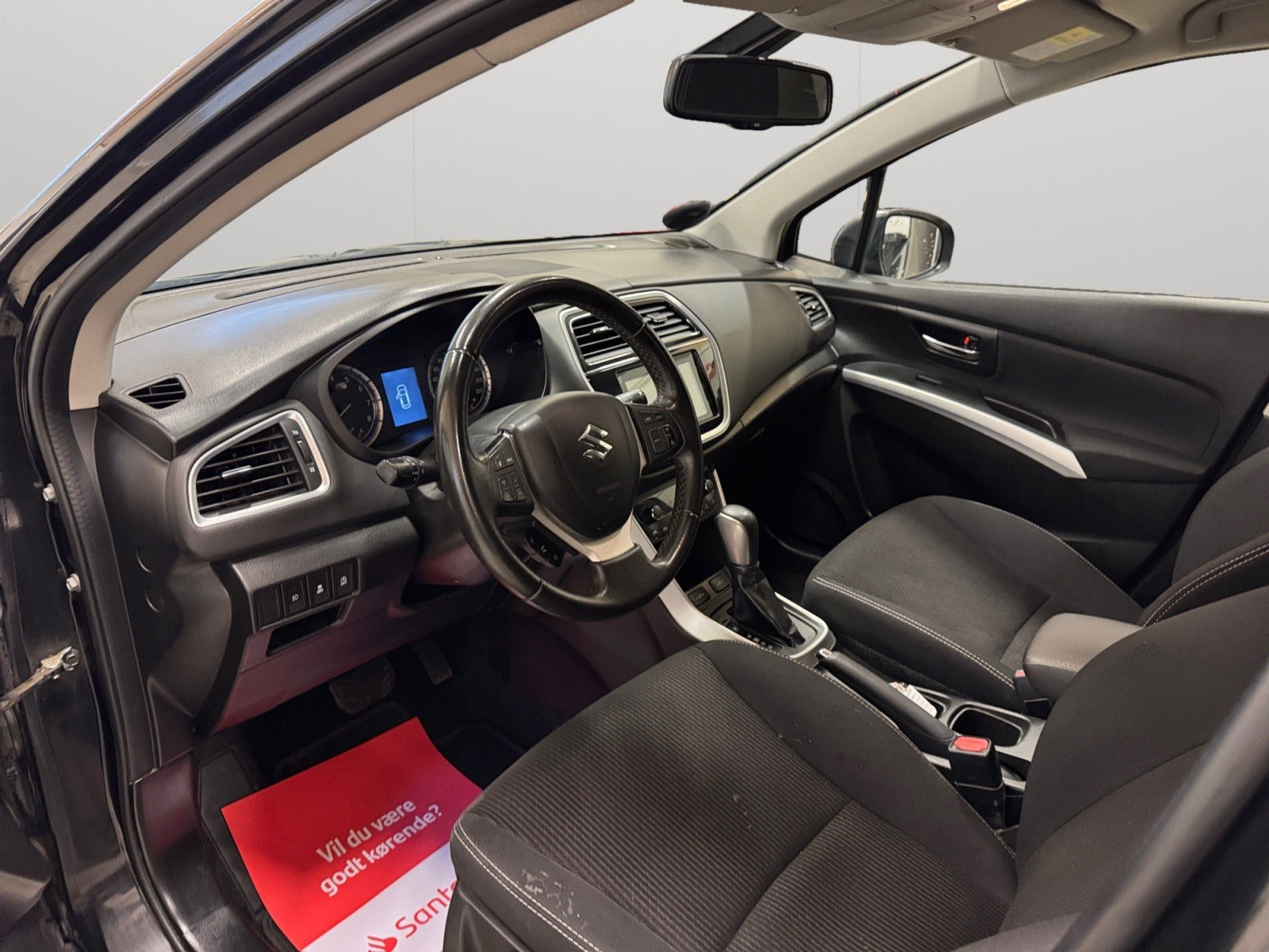Sort Suzuki S-Cross fra 2018