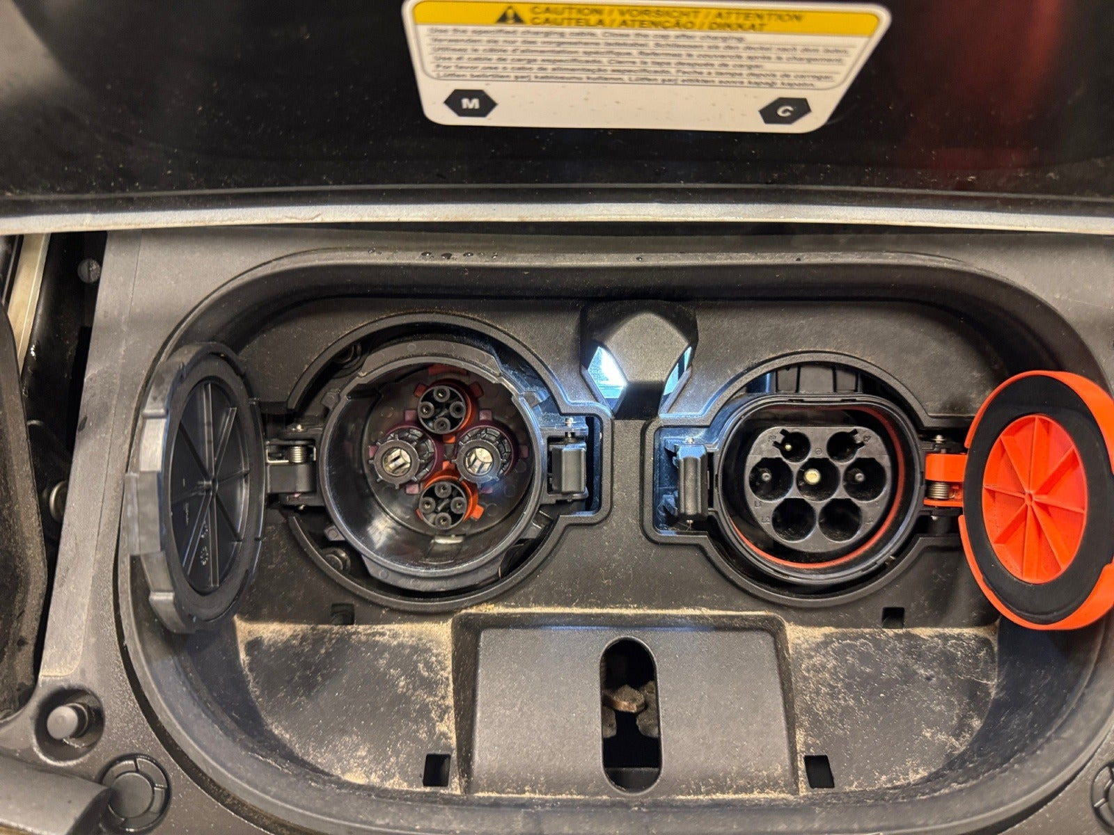 Hvid Nissan Leaf fra 2021