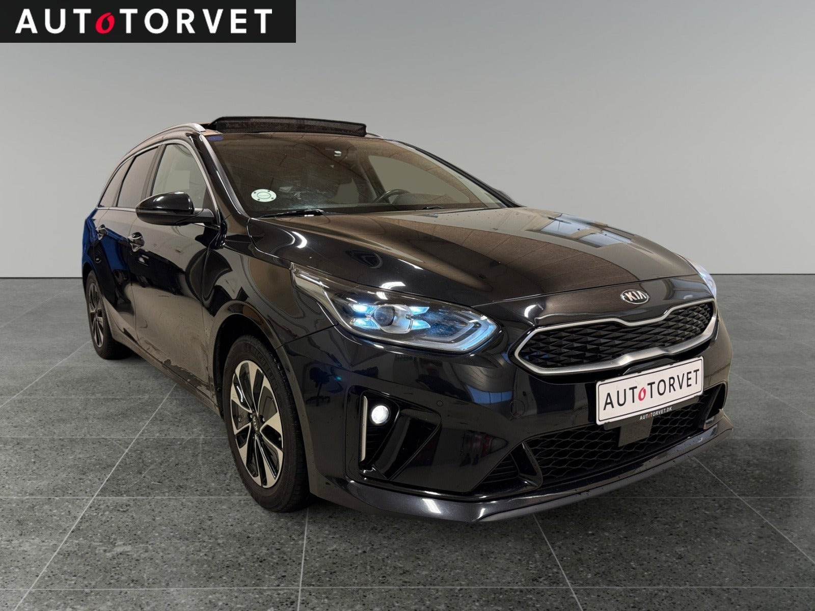 Grå Kia Ceed fra 2020
