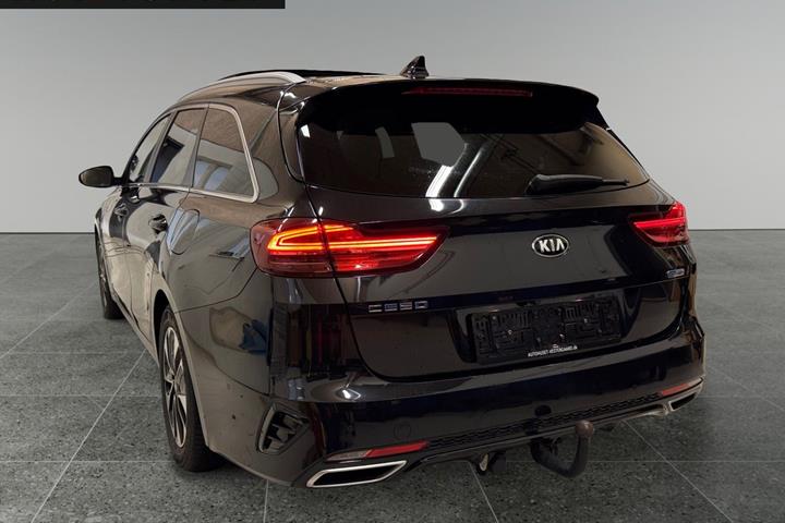 Grå Kia Ceed fra 2020