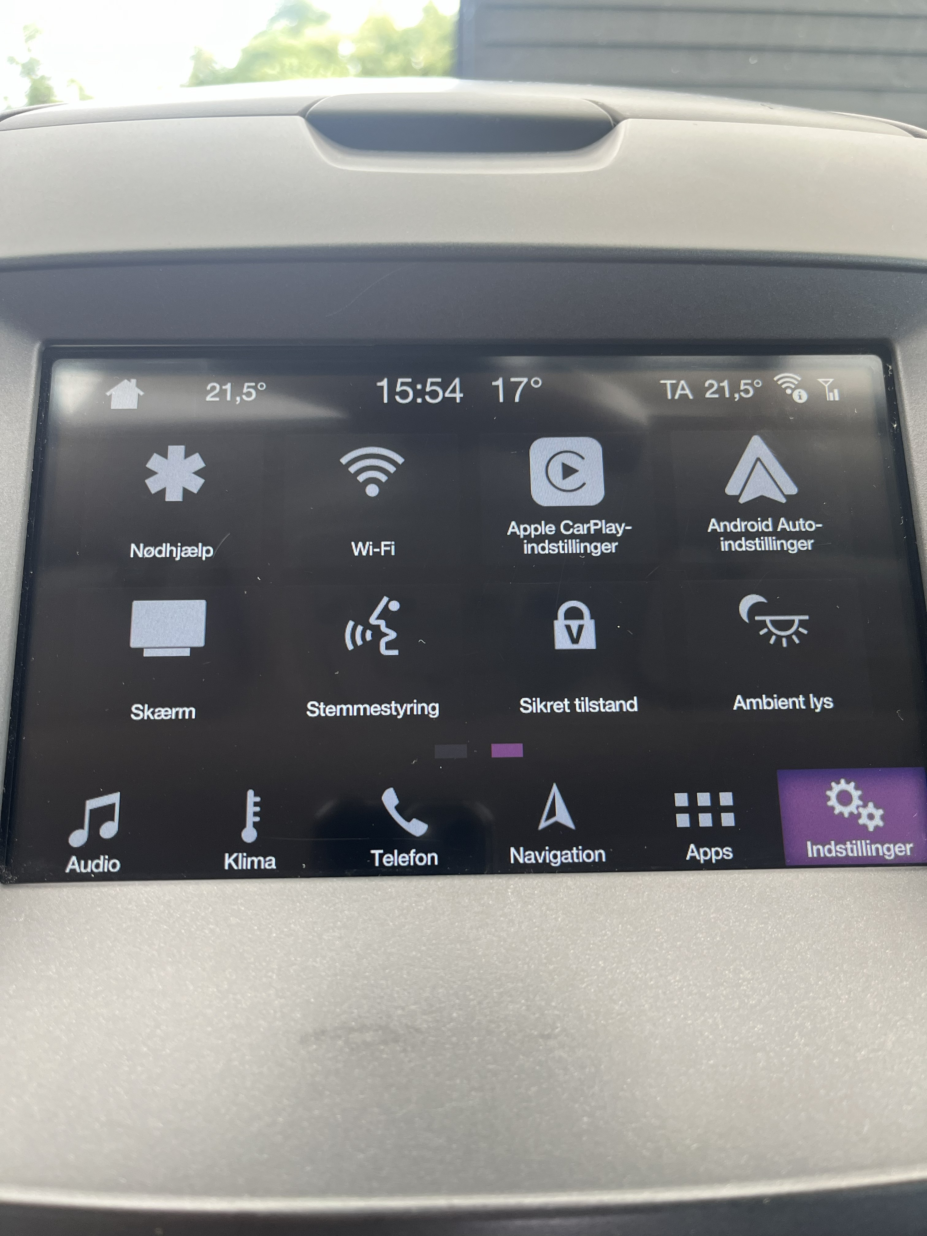 Grå Ford S-MAX fra 2017