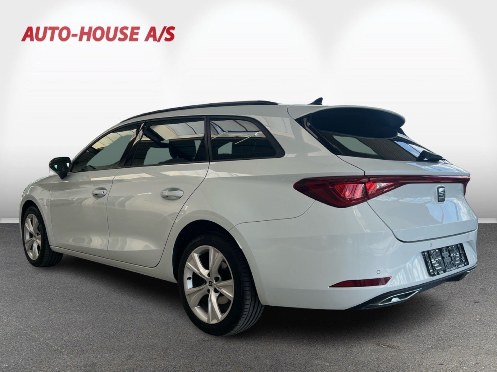 Hvid Seat Leon fra 2021
