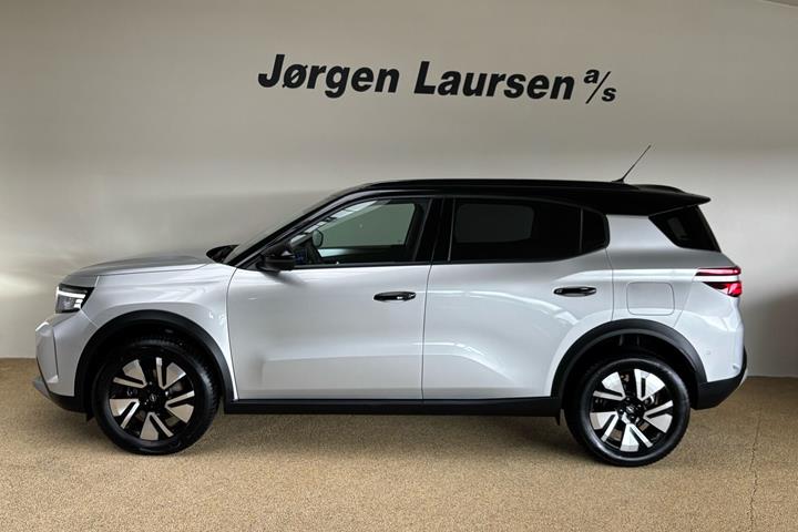 Sølv Opel Frontera fra 2025