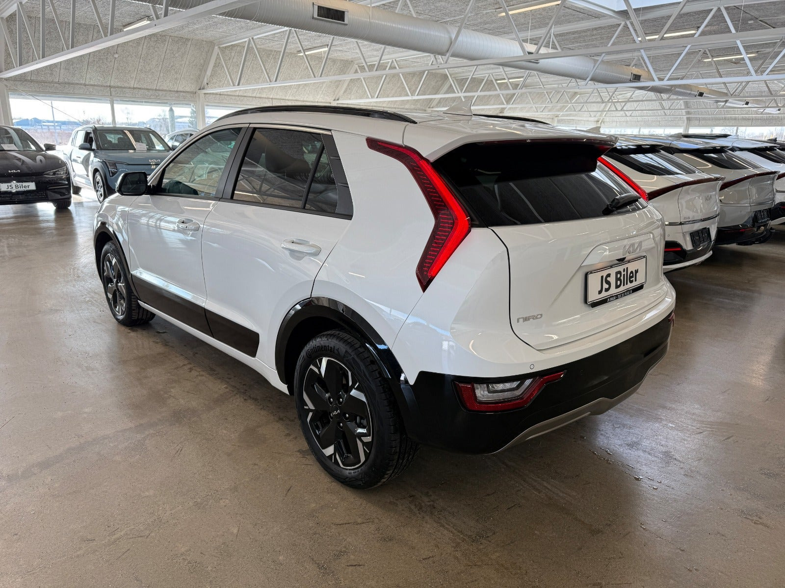 Hvid Kia Niro fra 2024