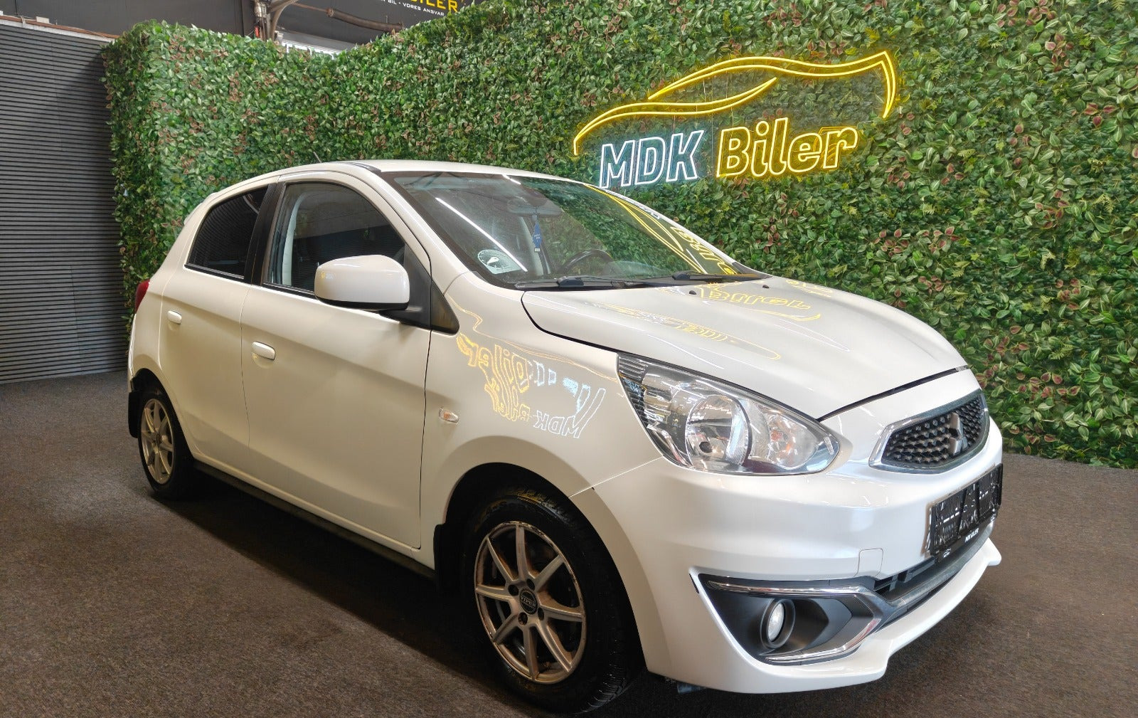 Mitsubishi Space Star 1,2 Anniversary Edition