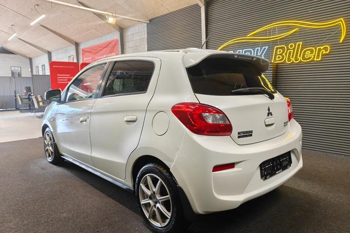 undefined Mitsubishi Space Star fra 2016