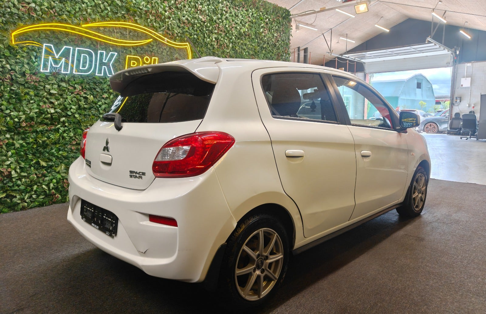 undefined Mitsubishi Space Star fra 2016