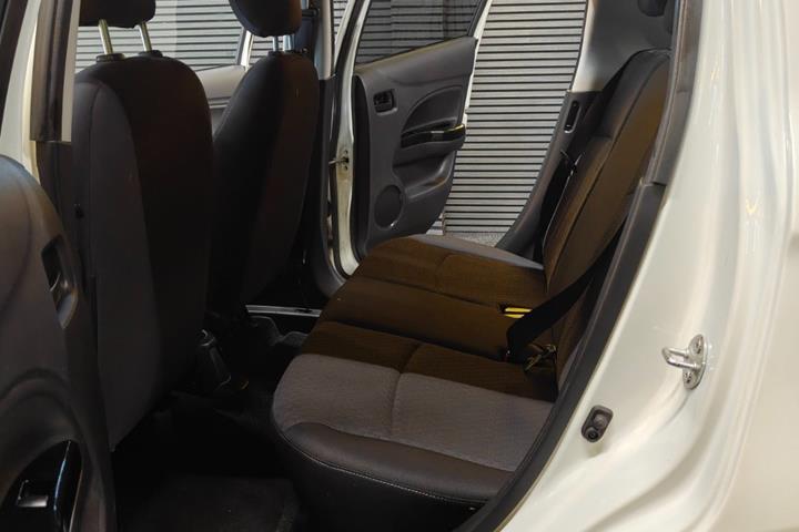 undefined Mitsubishi Space Star fra 2016