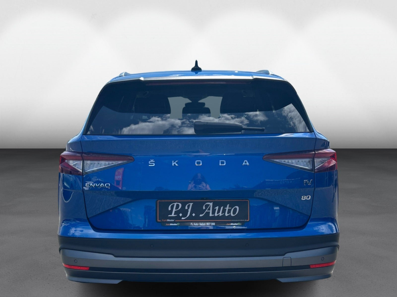 Blå Skoda Enyaq fra 2021