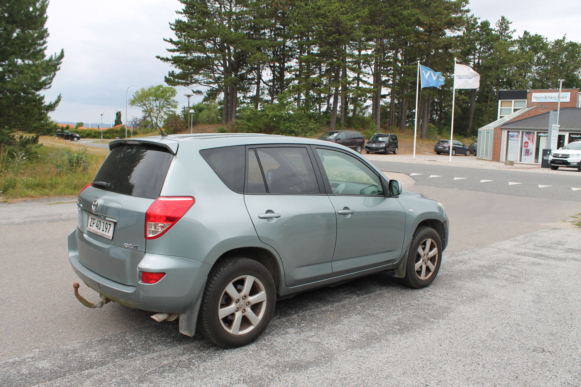 Sølv Toyota RAV4 fra 2008
