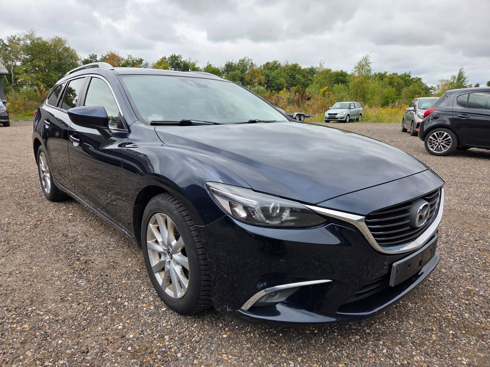 Blå Mazda 6 fra 2016