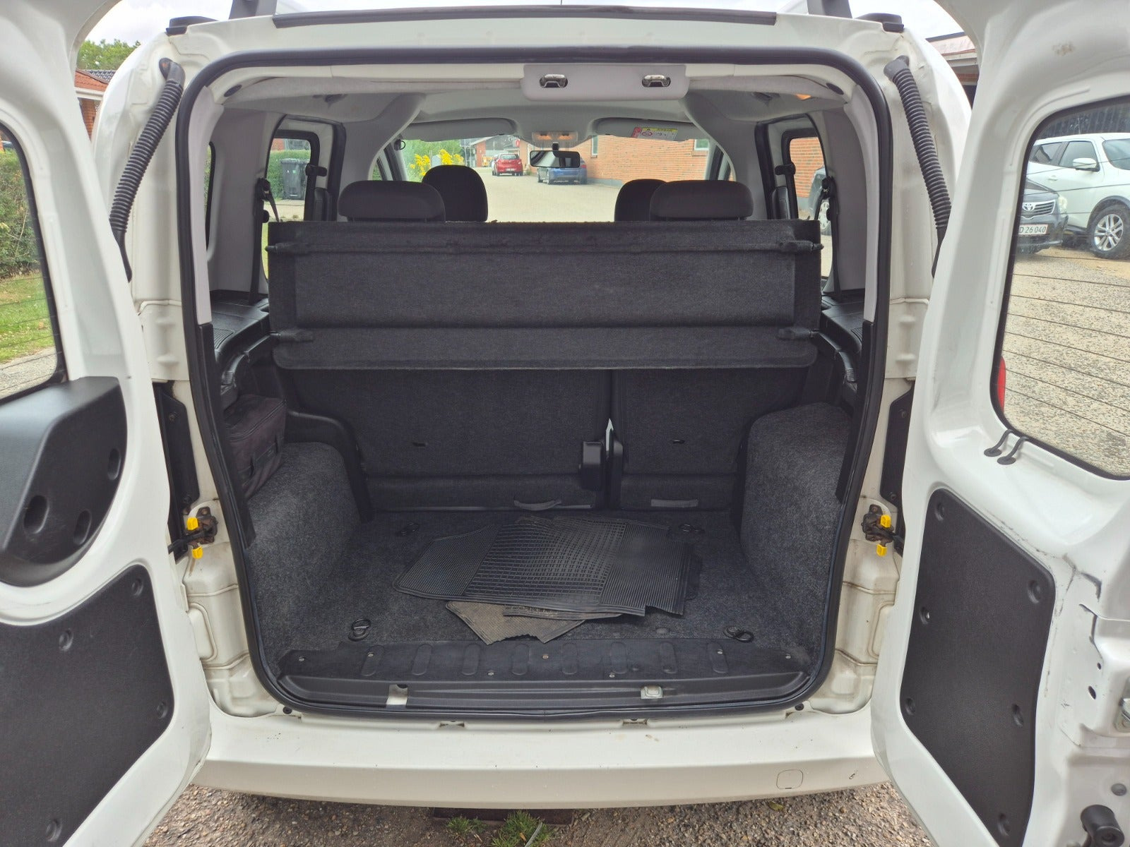 Grøn Fiat Qubo fra 2015
