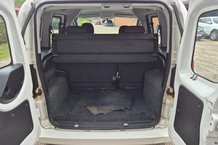Grøn Fiat Qubo fra 2015