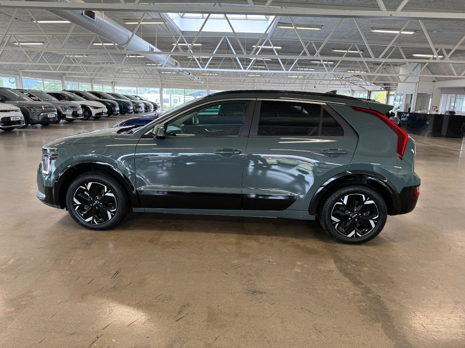 Grøn Kia Niro fra 2024