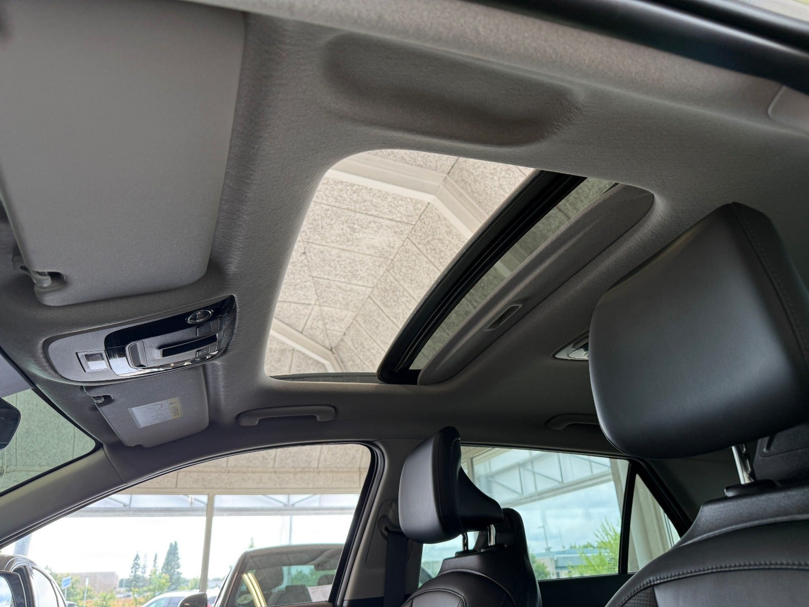 Grøn Kia Niro fra 2024