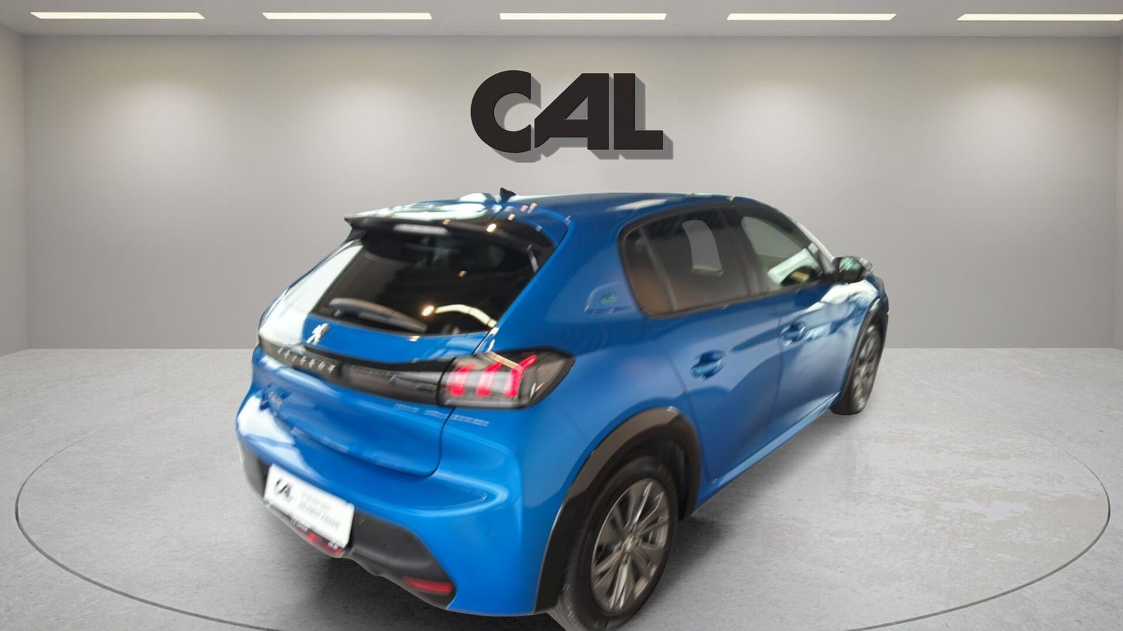 Blå Peugeot e-208 fra 2022