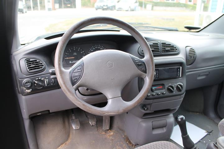undefined Chrysler Voyager fra 2000