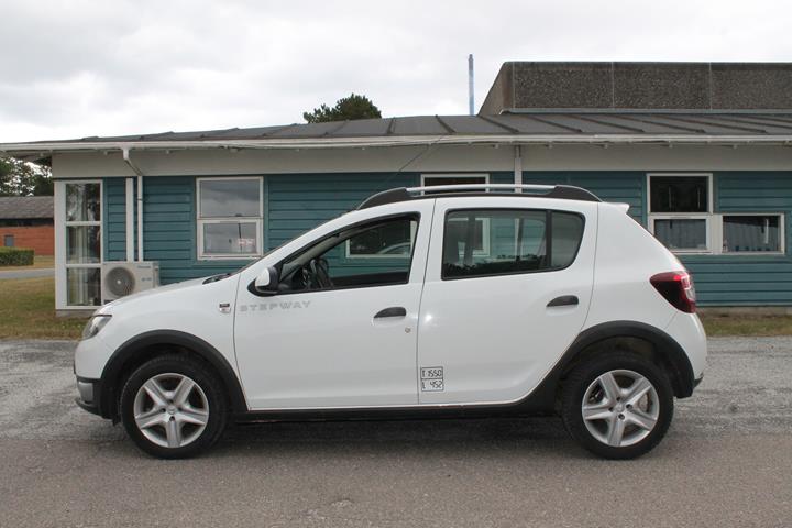 Hvid Dacia Sandero fra 2015