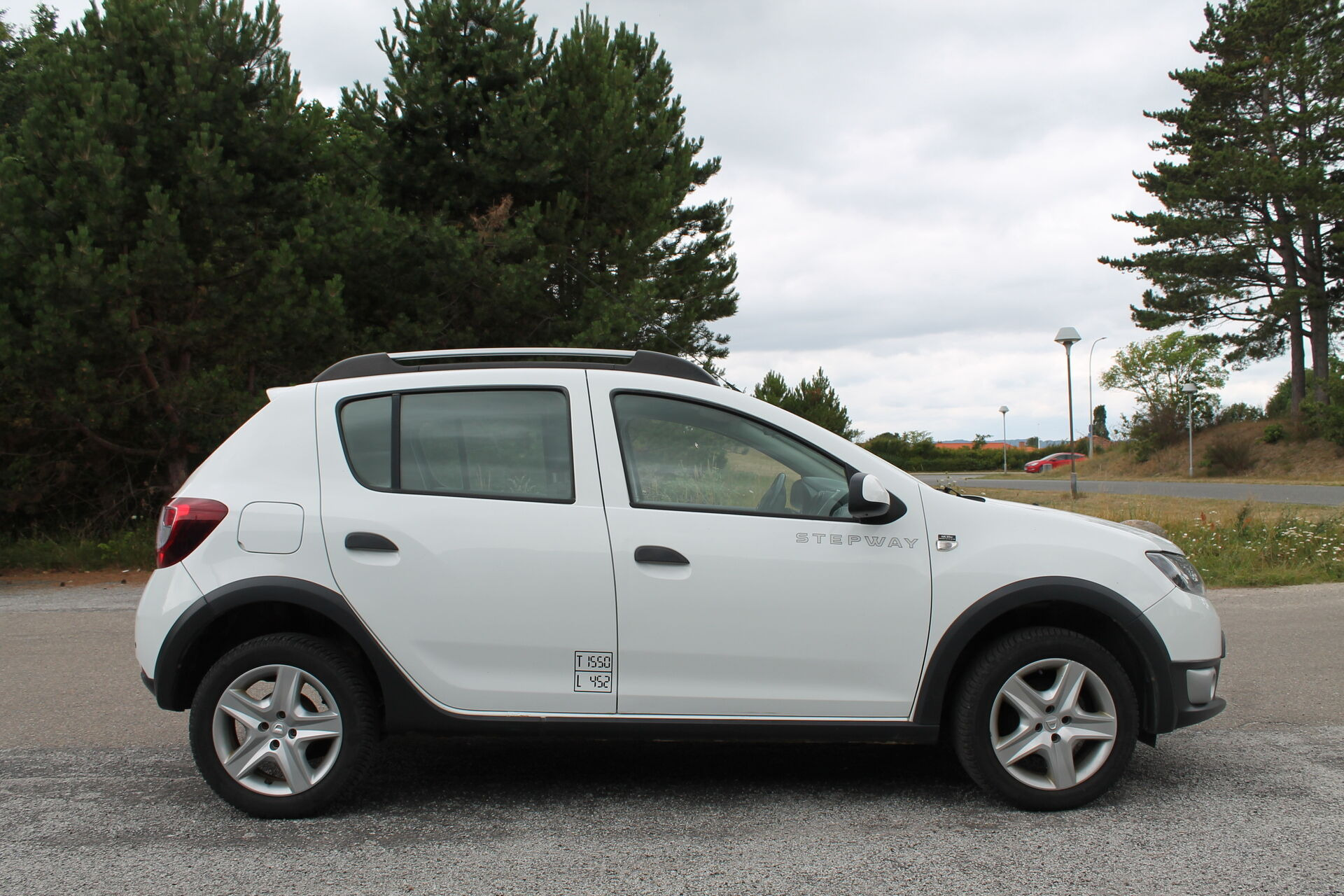 Hvid Dacia Sandero fra 2015