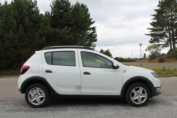 Hvid Dacia Sandero fra 2015