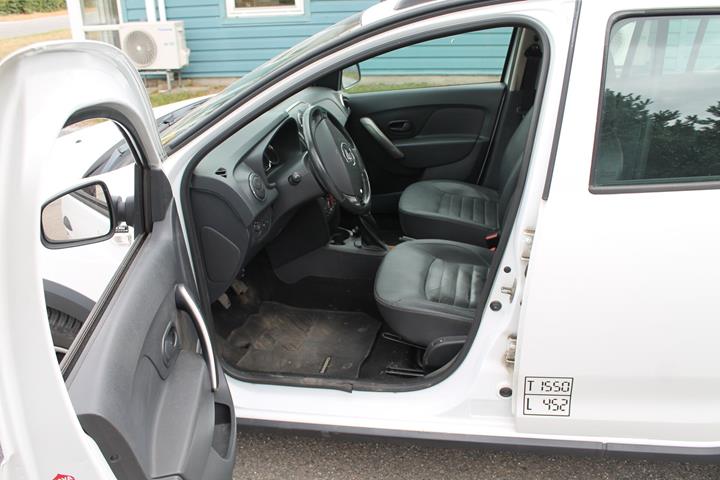 Hvid Dacia Sandero fra 2015
