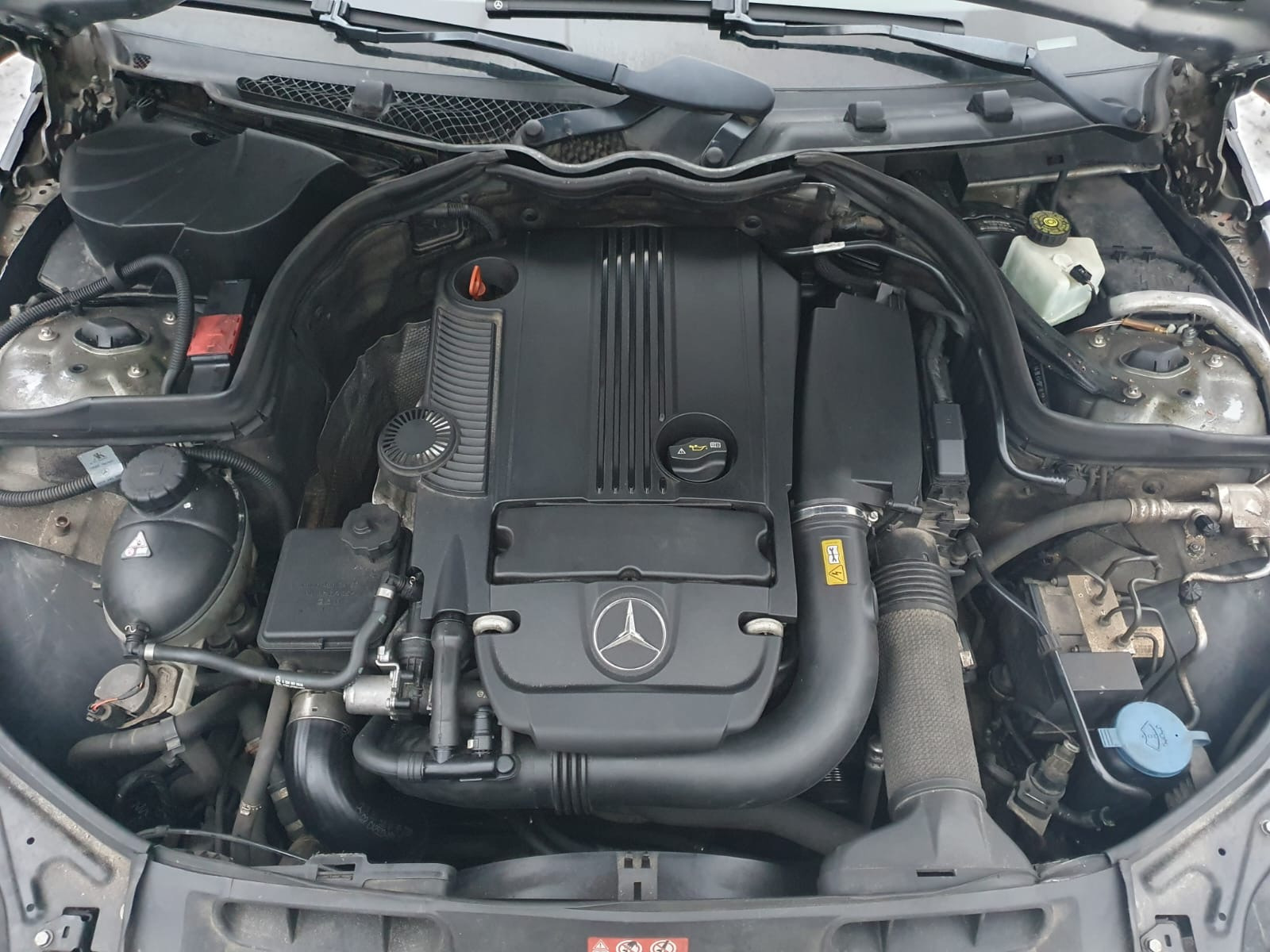 Grå Mercedes C160 fra 2011