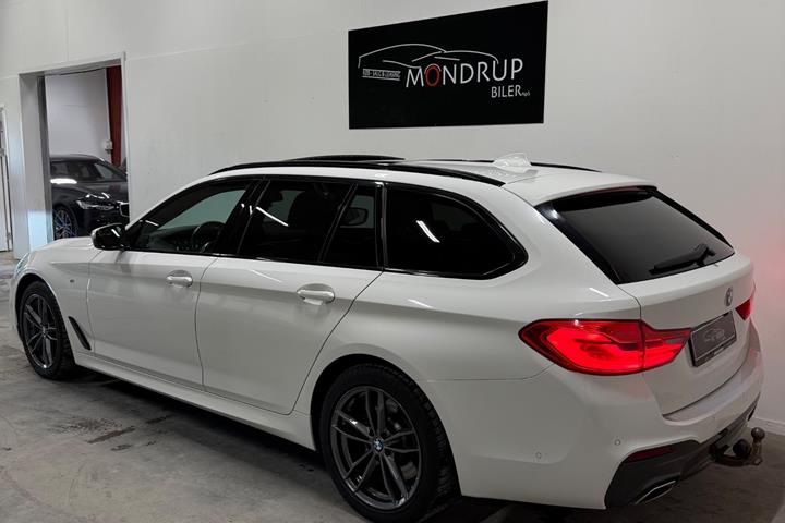 Hvid BMW 530d fra 2019