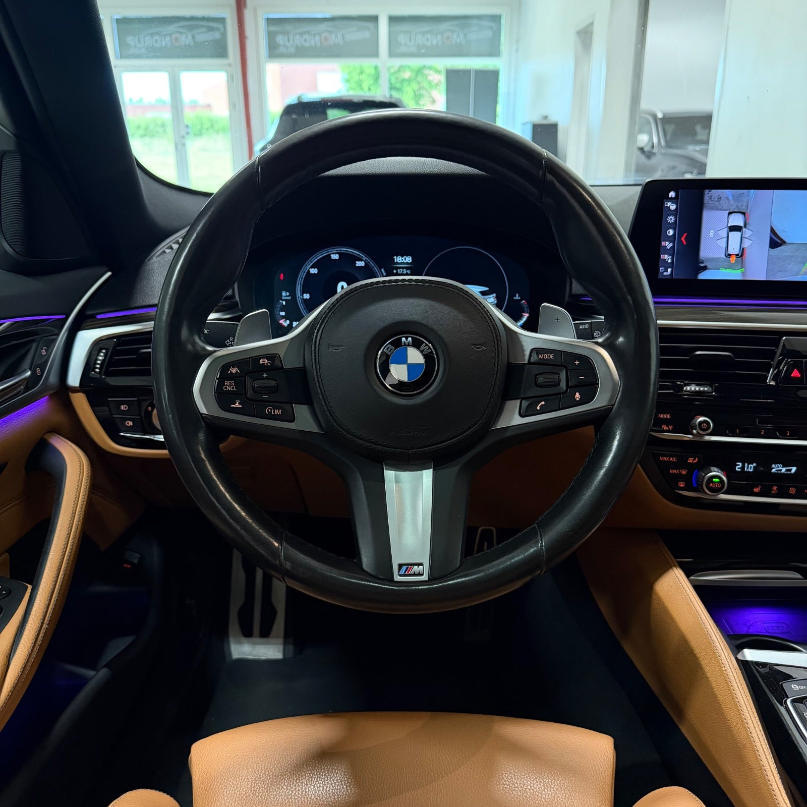 Hvid BMW 530d fra 2019