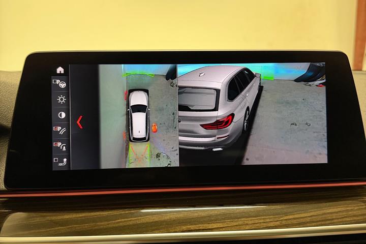 Hvid BMW 530d fra 2019