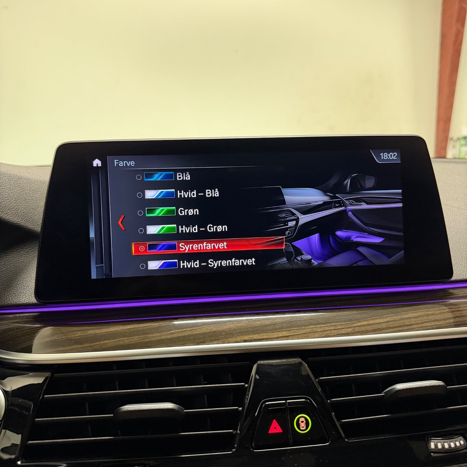 Hvid BMW 530d fra 2019