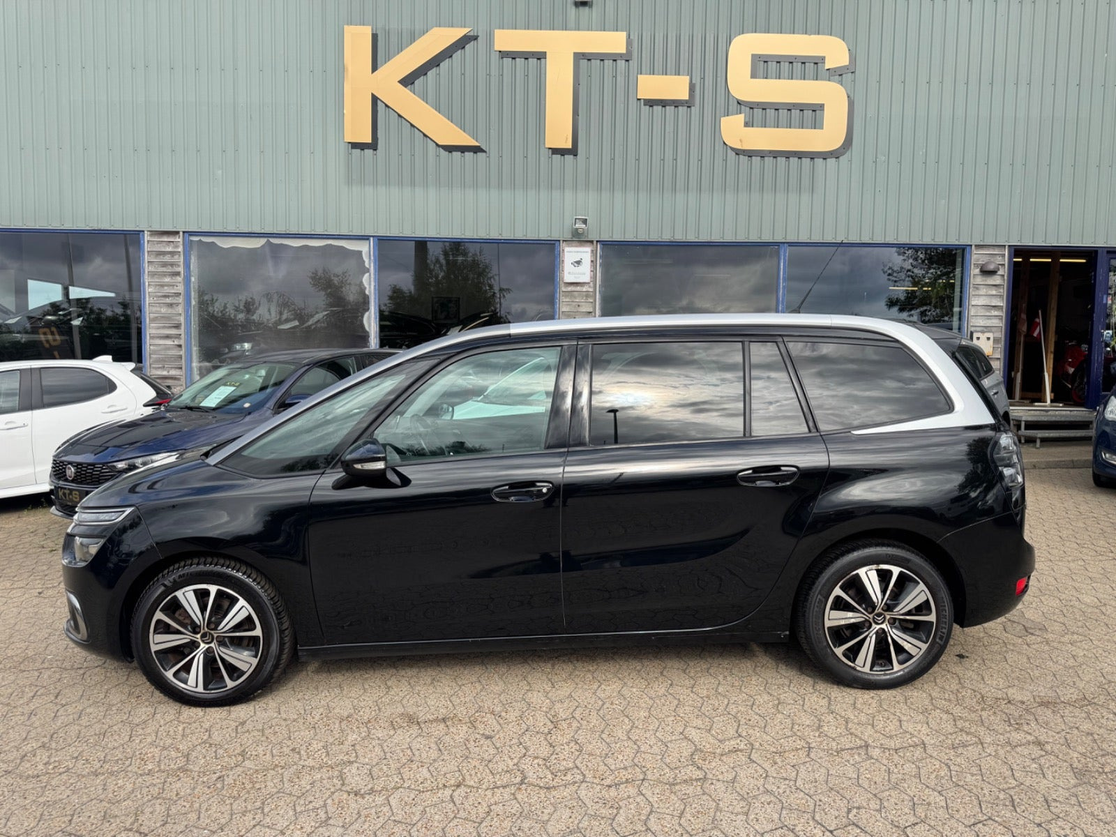 undefined Citroën Grand C4 SpaceTourer fra 2018