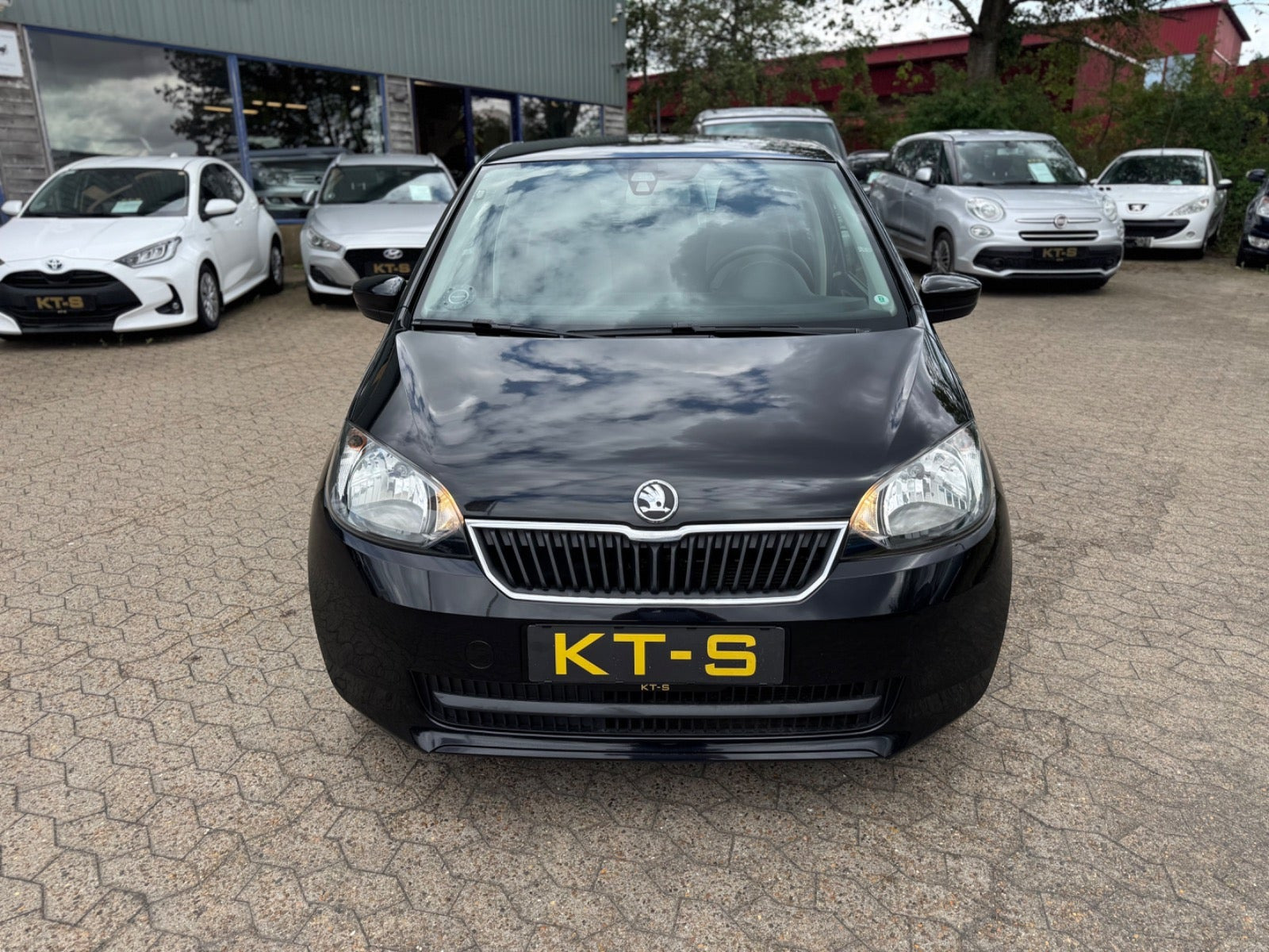 Sort Skoda Citigo fra 2014