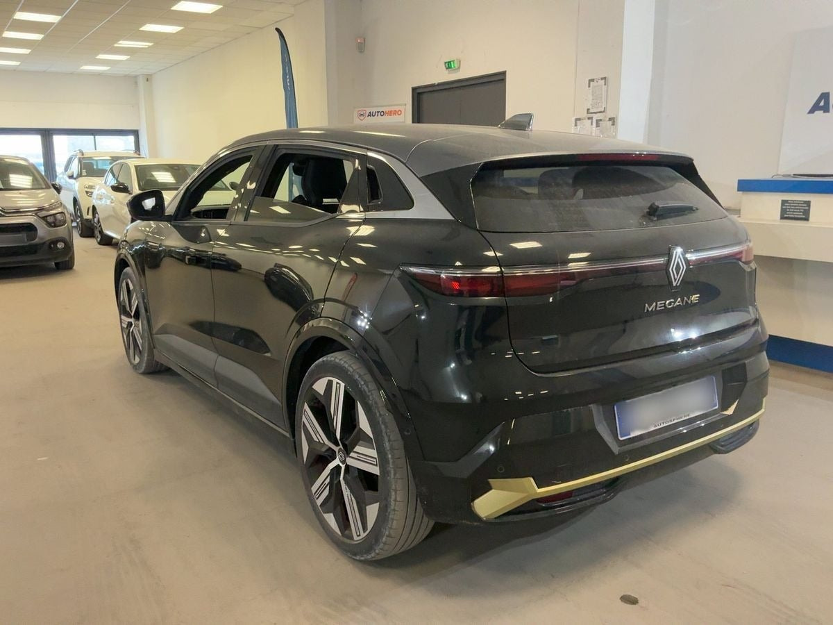 Sort Renault Megane E-Tech fra 2022