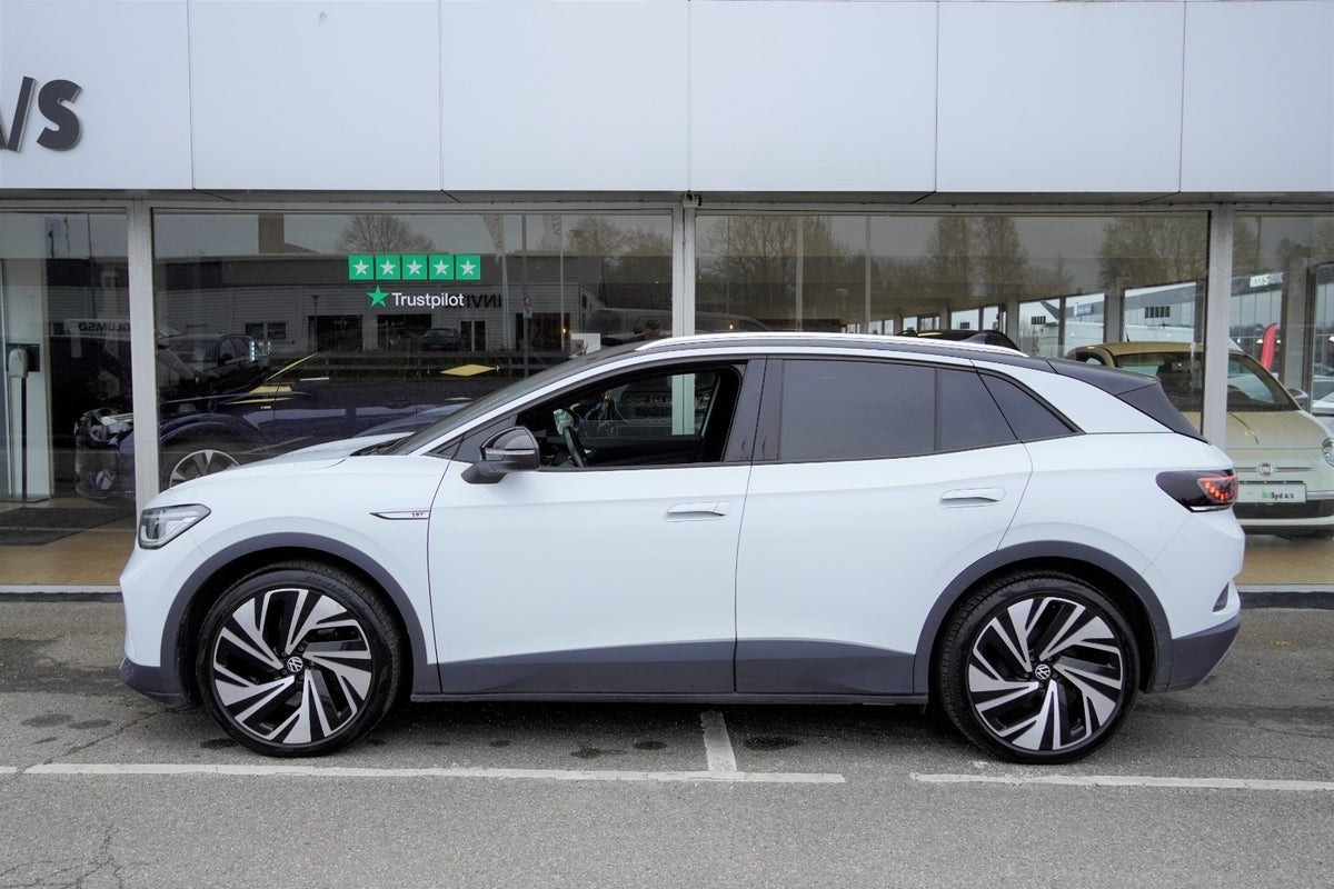 Hvid VW ID.4 fra 2021