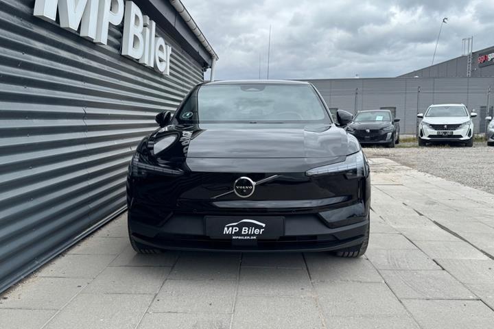 Sort Volvo EX30 fra 2025