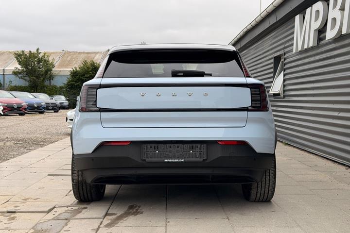 Blå Volvo EX30 fra 2024