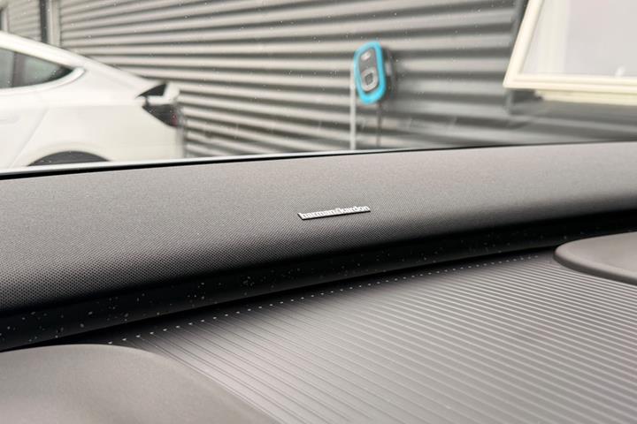 Blå Volvo EX30 fra 2024