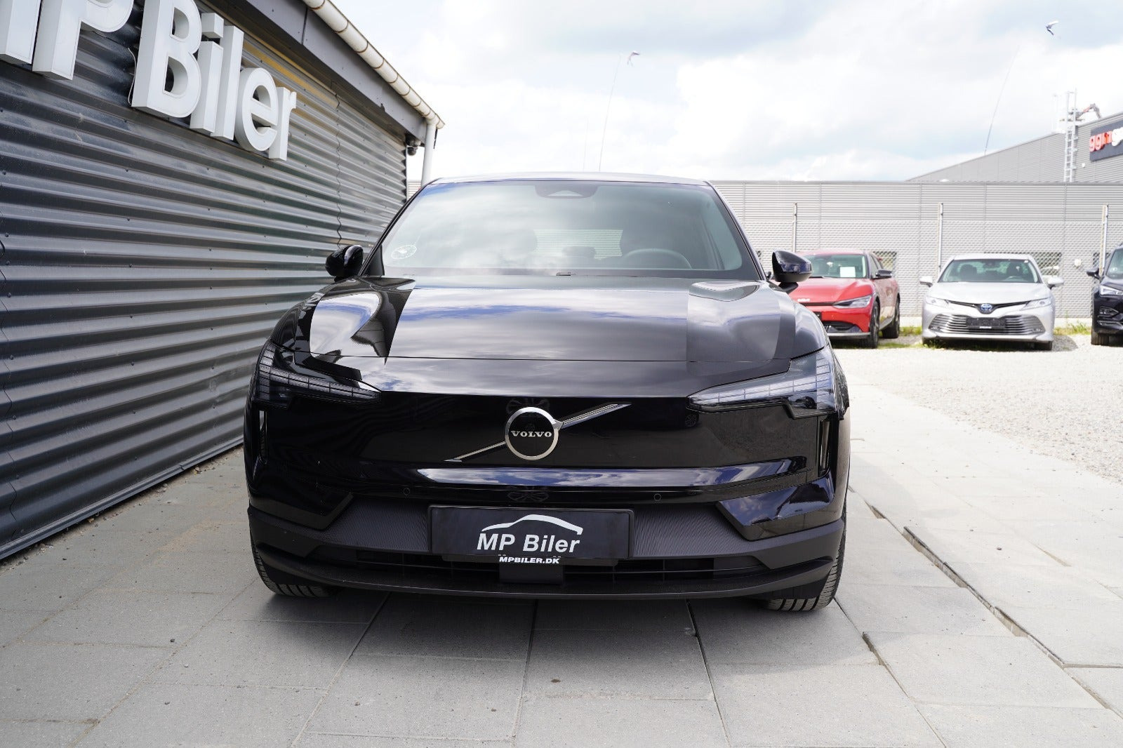 Sort Volvo EX30 fra 2025
